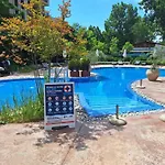 3 With Poolview In Cascadas *